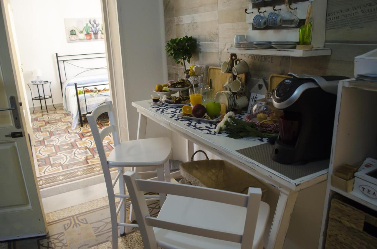 Ingrosso House Bed and Breakfast Lecce Buitenkant foto