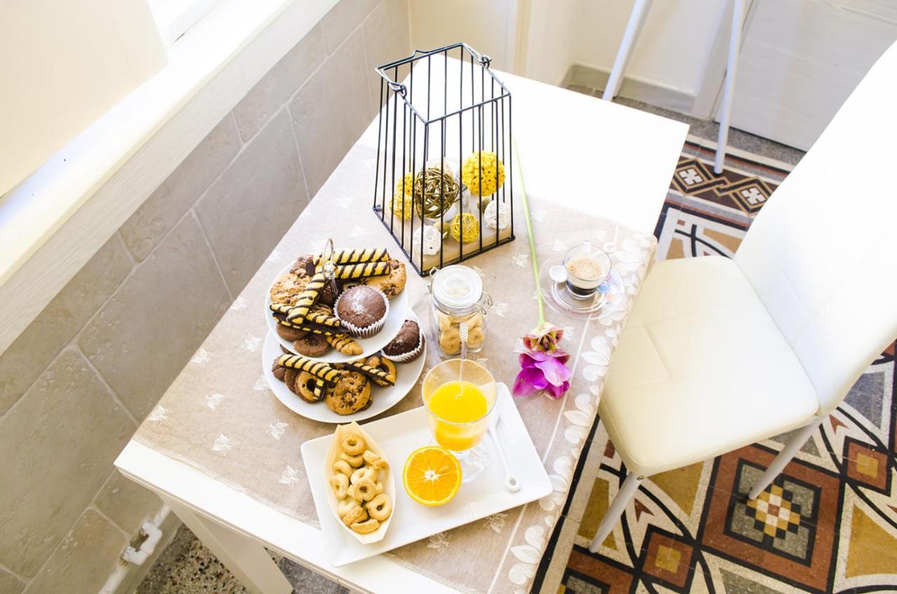Ingrosso House Bed and Breakfast Lecce Buitenkant foto