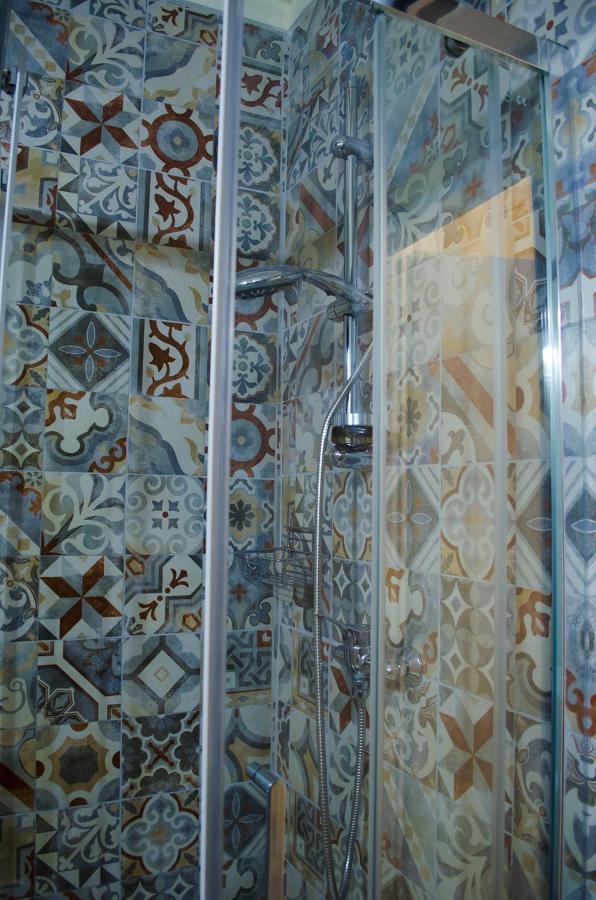 Ingrosso House Bed and Breakfast Lecce Buitenkant foto
