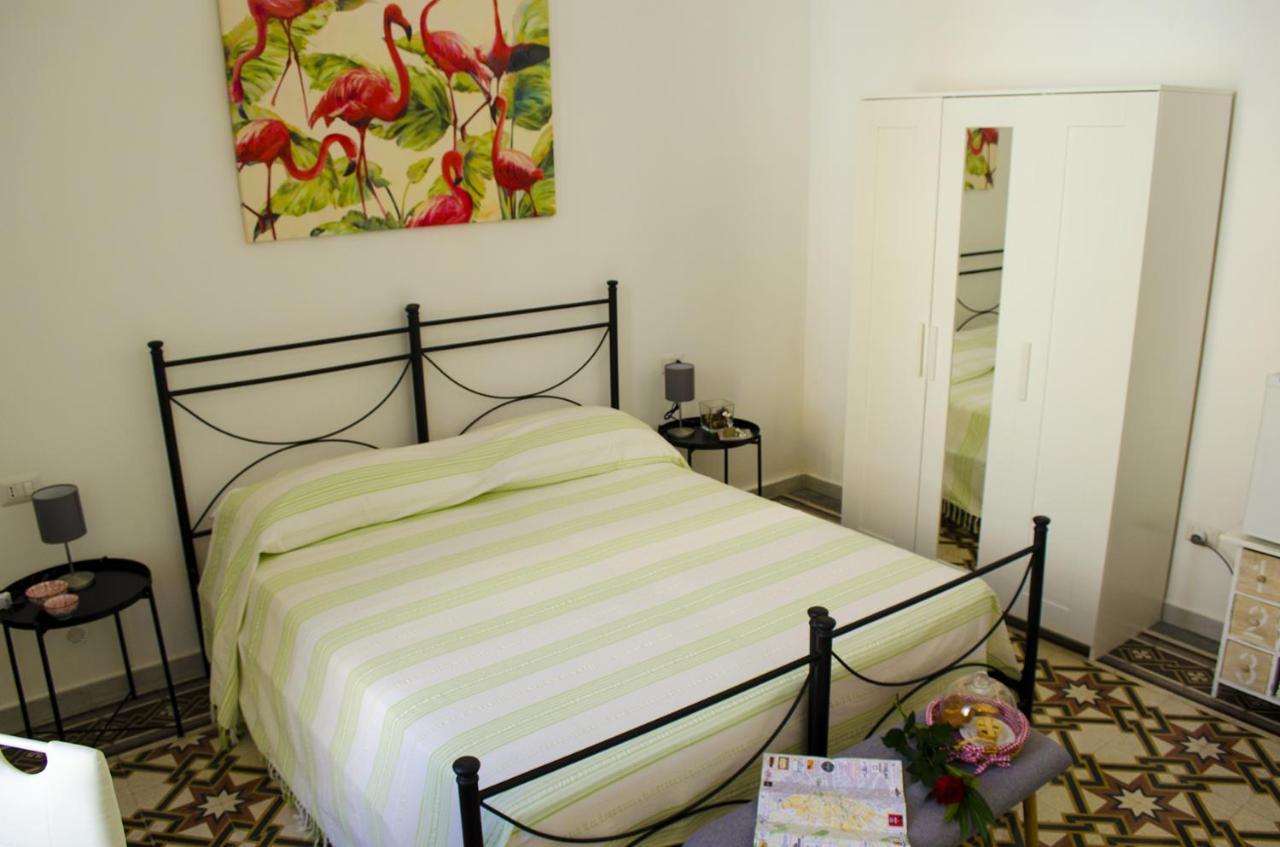 Ingrosso House Bed and Breakfast Lecce Buitenkant foto